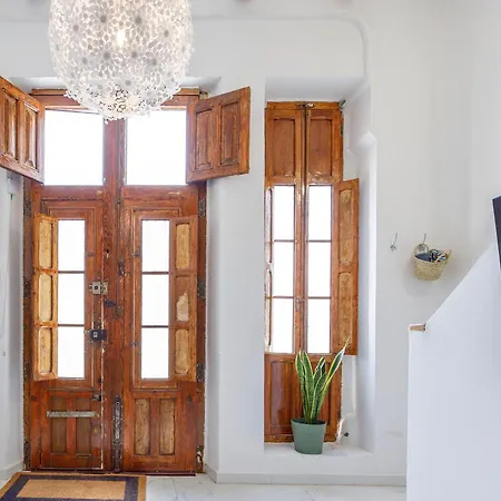 Artisan Haven: El Cabanyal Oasis * Valência