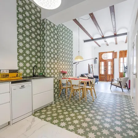 Artisan Haven: El Cabanyal Oasis * Valência