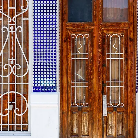 Artisan Haven: El Cabanyal Oasis * Valência