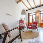Artisan Haven: El Cabanyal Oasis * Walencja