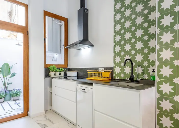 Artisan Haven: El Cabanyal Oasis Сasa de vacaciones