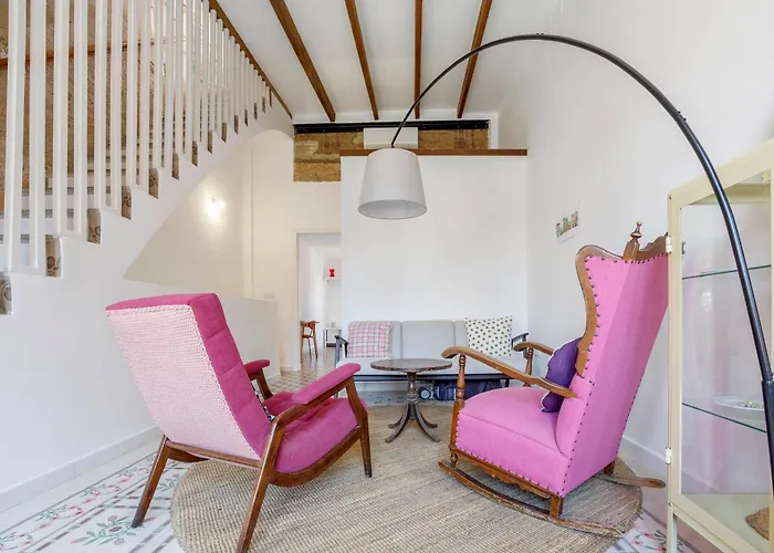 Сasa de vacaciones Artisan Haven: El Cabanyal Oasis *